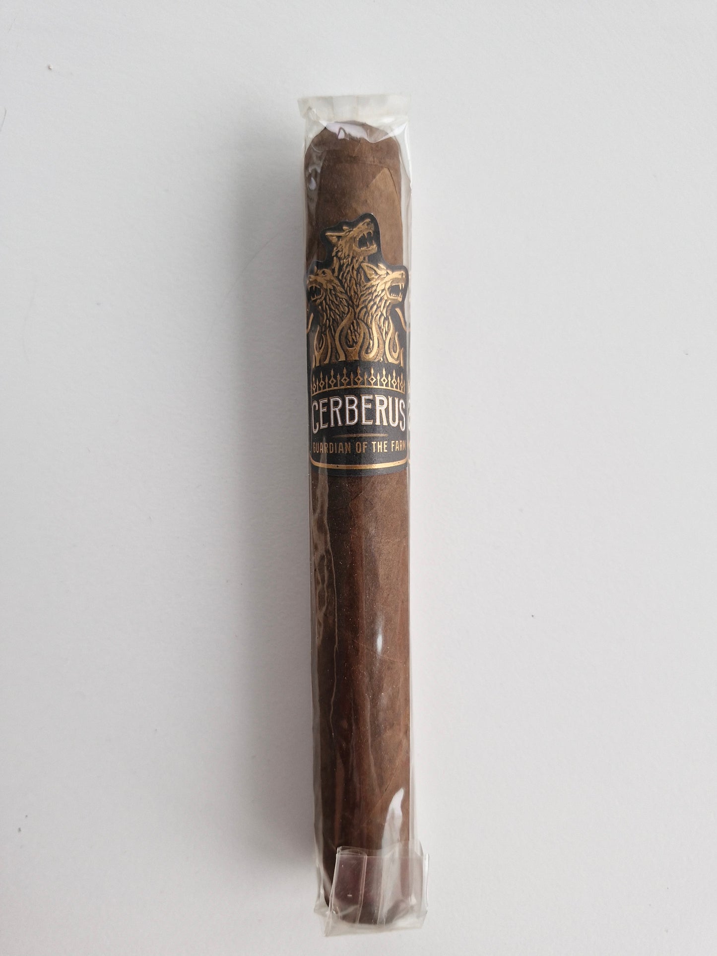 Aganorsa Leaf - Cerberus Guardian Of The Farm Toro 6 1/4 x 52 15 stick box