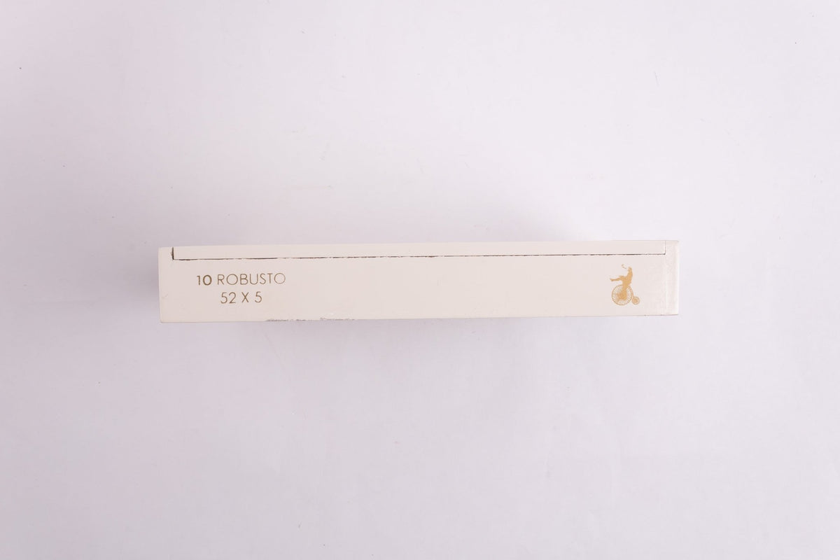 Caldwell - Long Live The Queen Queen's Court Robusto 52 x 5 10 stick box