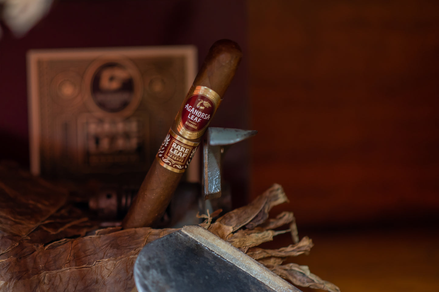 Aganorsa Leaf - Nicaragua Rare Leaf Reserve Corona Robusto 15 stick box