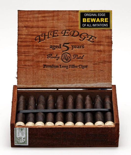 Rocky Patel - The Edge Aged 5 Years Robusto Maduro 20 stick box