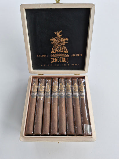 Aganorsa Leaf - Cerberus Guardian Of The Farm Toro 6 1/4 x 52 15 stick box
