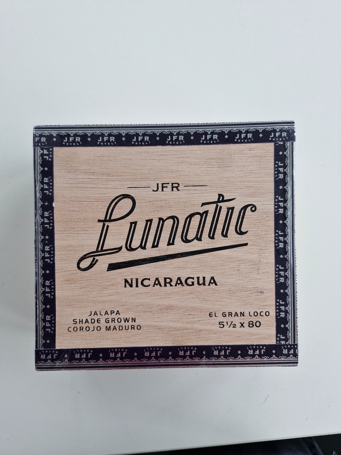Aganorsa Leaf, JFR Lunatic Corojo Maduro El Gran Loco 5 1/2 x 80 10 stick box