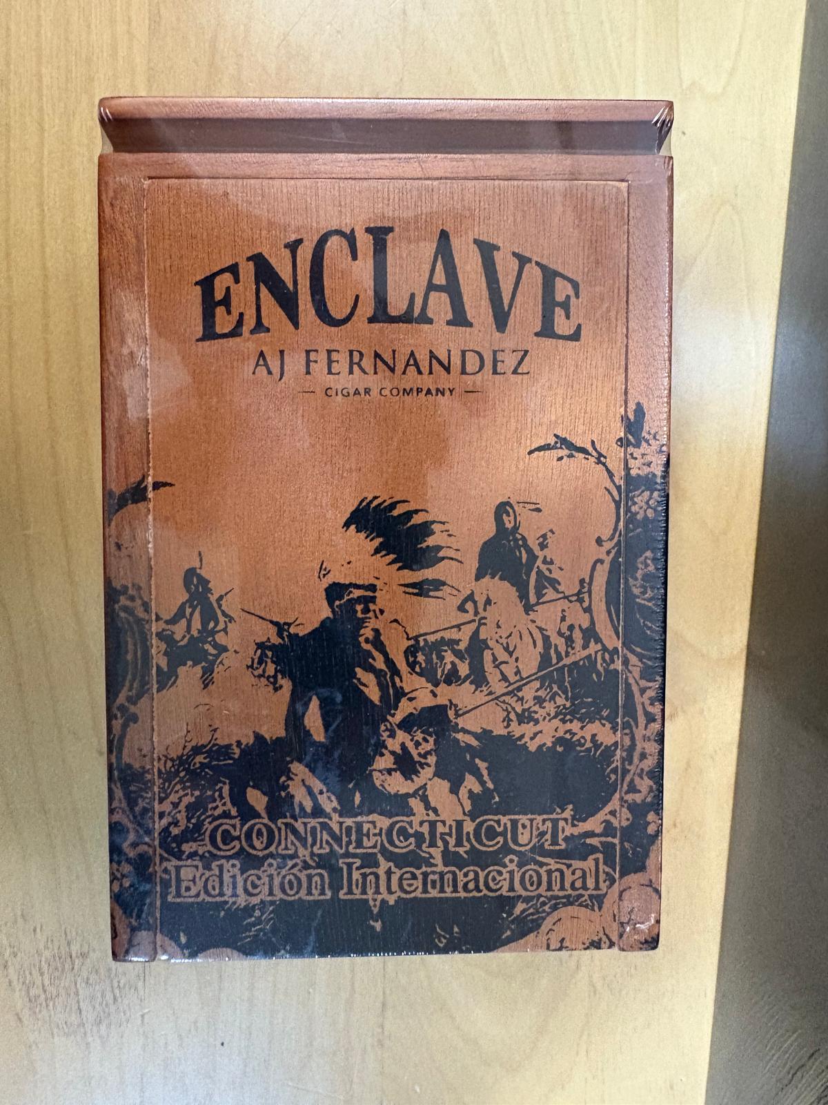 AJ Fernandez - Enclave Toro Connecticut Edicion Internacional 6 x 52 20 stick box