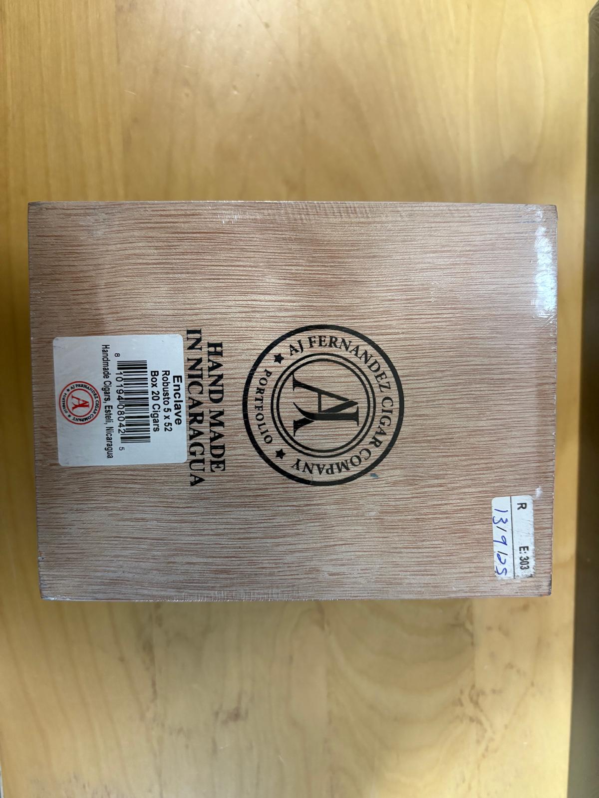 AJ Fernandez - Enclave Robusto 5 x 52 20 棒盒