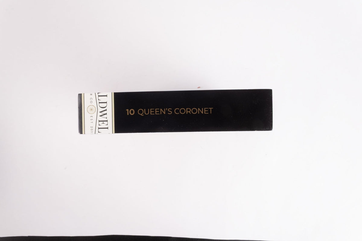 Caldwell - Long Live The Queen Queen's Coronet Maduro Robusto 50 x 5 10 stick box