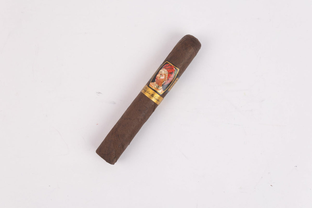 Caldwell - Long Live The Queen Queen's Coronet Maduro Robusto 50 x 5 10 stick box
