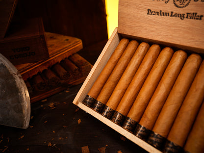 Rocky Patel - The Edge Aged 5 Years Connecticut Toro 6 x 52 20 stick box